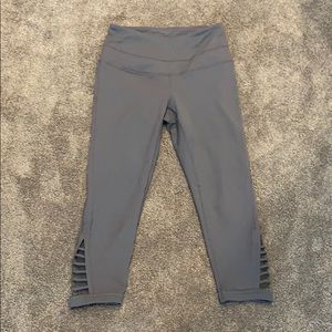 Zella side lattice capri legging